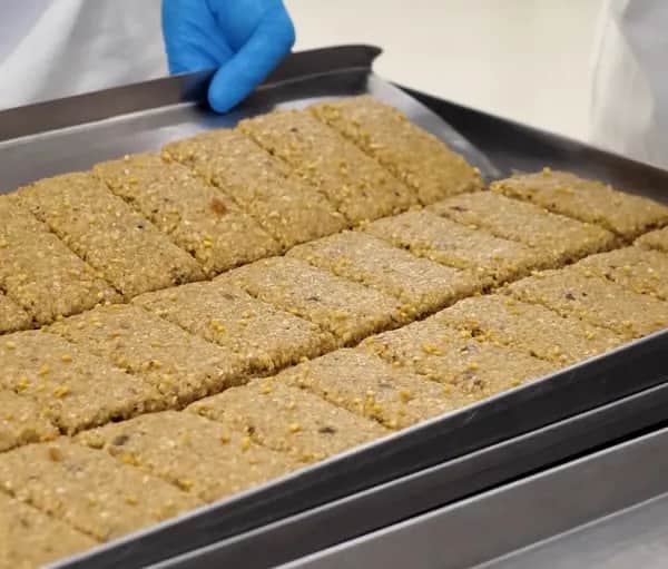 Protein bar private label bars made from natural, plant-based ingredients, produced by TaskFood.